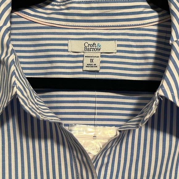 Croft & Barrow The Classic Shirt NWT - Picture 4 of 9